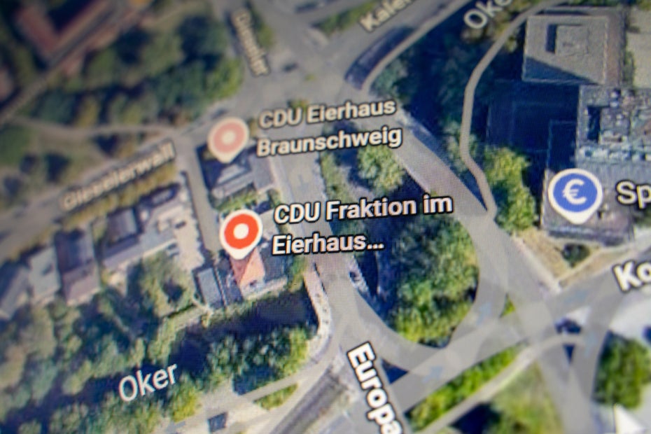 CDU 'Eierhaus': Google Maps Prank or Political Statement?